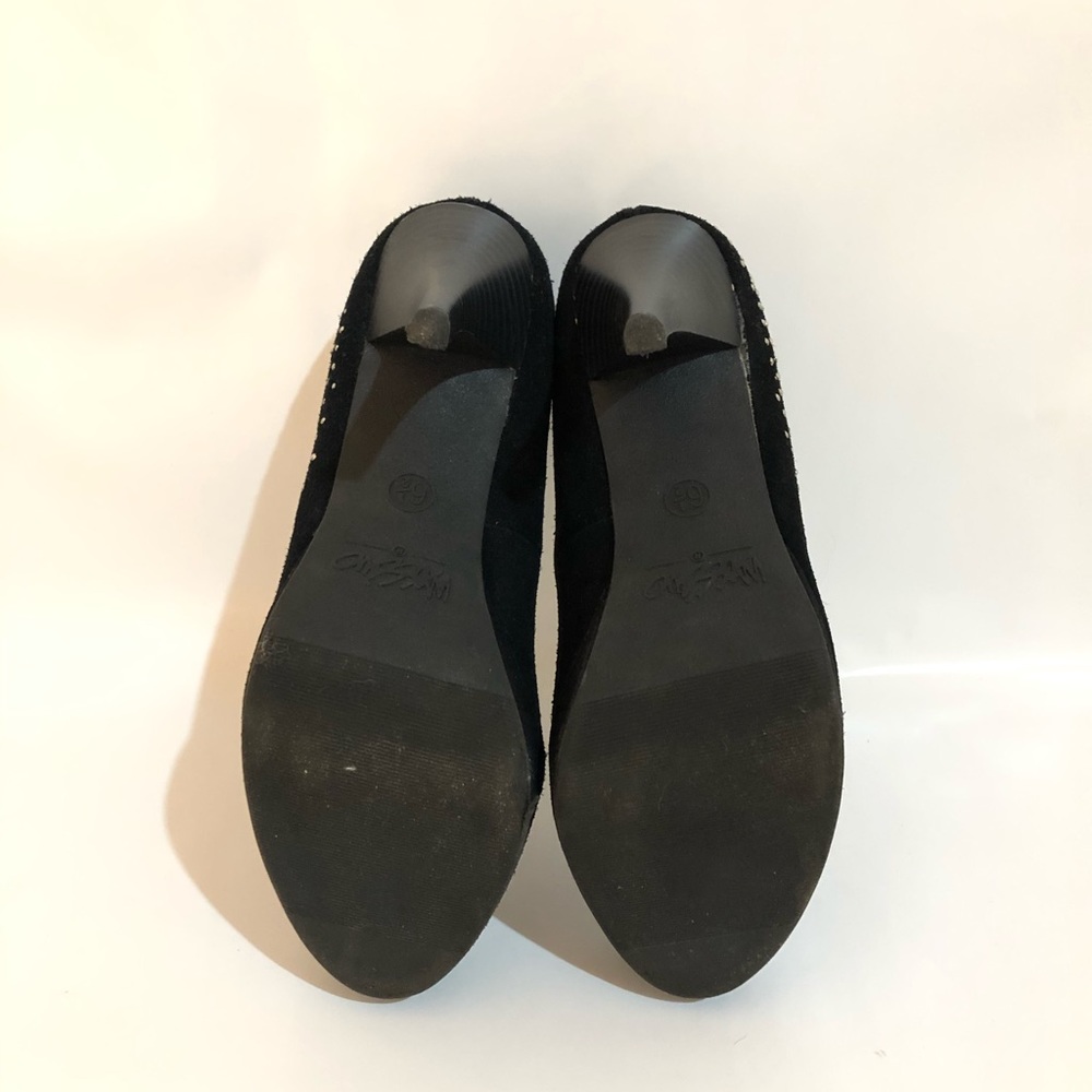 Mossimo Suede Heels - Picture 5 of 6